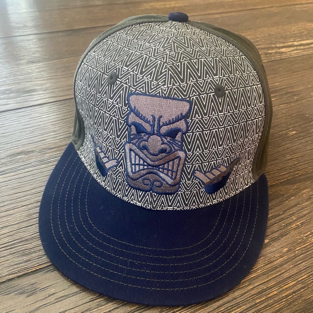 Hawaiian Men’s Tiki Hat Cap Snapback Dark Gray Blue Hang Loose Embroidered Aloha